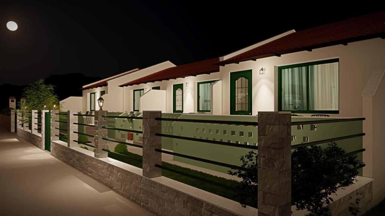 לימנאס Lamprini'S Deluxe Studios מראה חיצוני תמונה